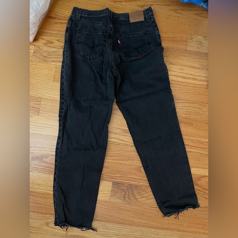 Levi black jeans size 29